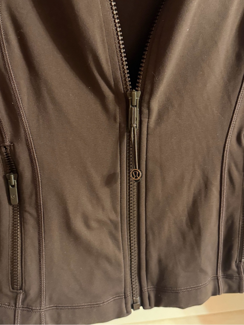 Lululemon Define Cropped Jacket *Nulu
Espresso Size 6 - Picture 6 of 7